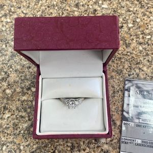 Diamond engagement ring